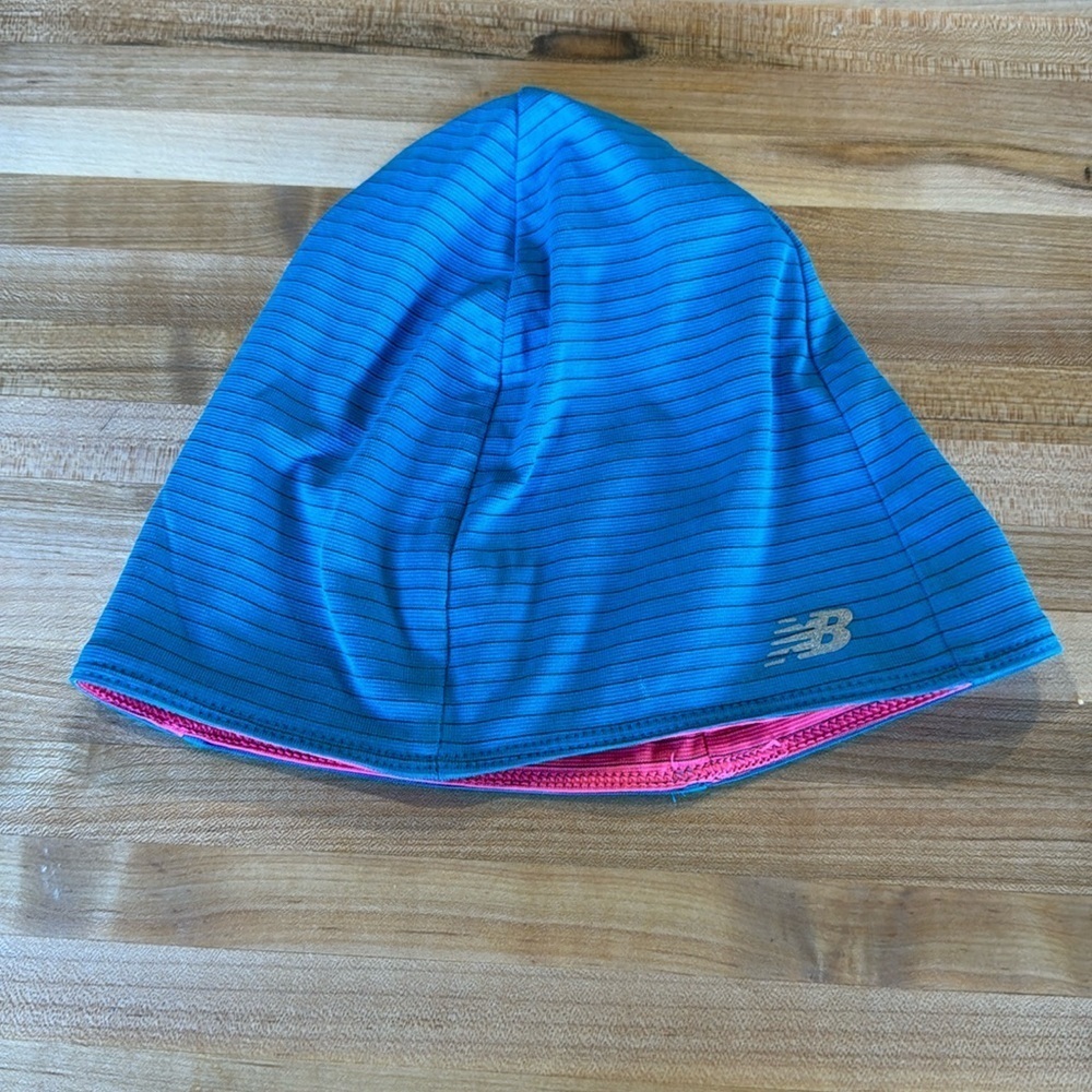 New balance running beenie